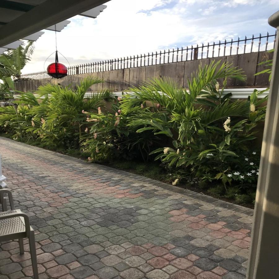 Relax Villa Ocho Rios Exterior photo