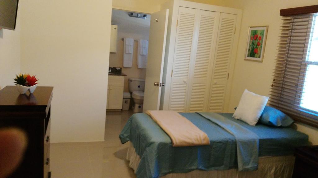 Relax Villa Ocho Rios Exterior photo